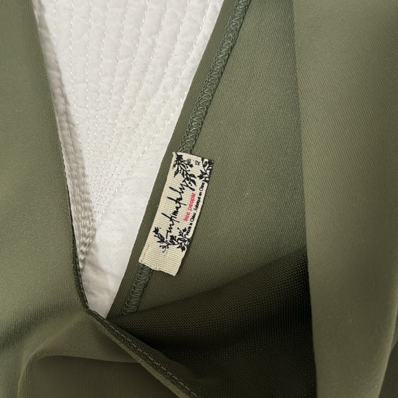 Free People V-Neck Bodysuit Size XS - Picture 2 of 4